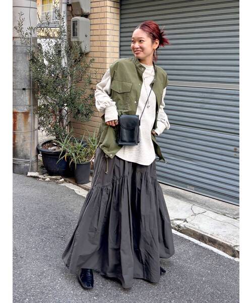 Ungrid(アングリッド)の「ギャザーデザインスカート(スカート・レディース・チャコールグレー/アイボリー・FREE)」の12枚目の写真