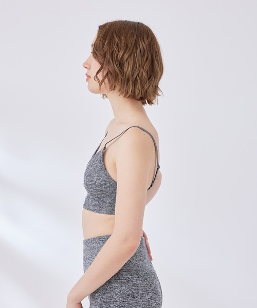 Spiritual Gangster（スピリチュアルギャングスター）の「【SPIRITUAL GANGSTER】DESTINY シームレスブラトップ（ブラジャー・レディース・ホワイト/ブラック/グレー・S）」の6枚目の写真