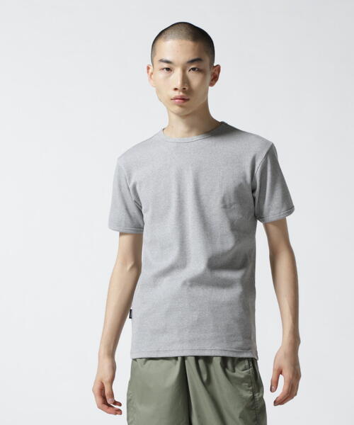 AVIREX（アヴィレックス）の「《DAILY/WEB限定》RIB SAME COLOR CREW NECK T-SHIRT / 同色プリント リブ 半袖 クルーネック Tシャツ デイリーウェア / AVIREX / アヴィレックス（Tシャツ/カットソー・メンズ・グレー/ブラック/ホワイト・L/S/XL/M）」の22枚目の写真
