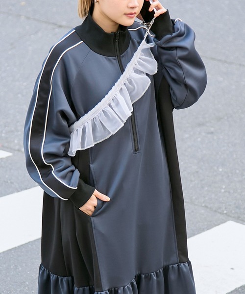 forksy.(フォルクシー)の「【forksy.】オーガンジーフリルスマホショルダー(スマホグッズ・レディース・ゴールド系/アイボリー系/シルバー系・FREE)」の5枚目の写真