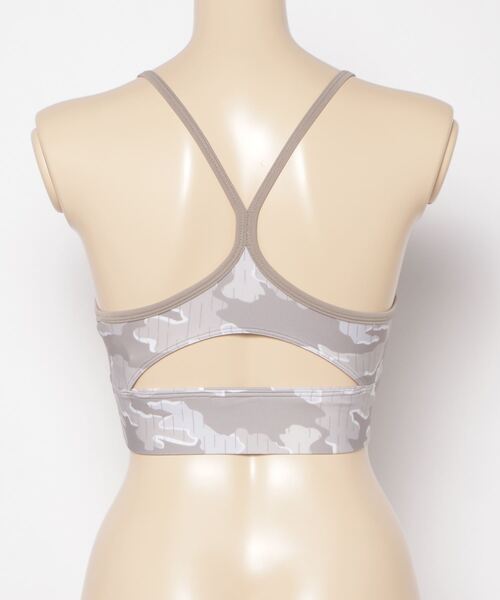 Reebok(リーボック)の「ID トレイン カモ ブラ / ID TRAIN CAMO BRA(スポーツブラ・レディース・グレー/ブラック・XX-LARGE/SMALL/MEDIUM/LARGE/X-SMALL/X-LARGE)」の15枚目の写真