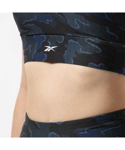 Reebok(リーボック)の「ID トレイン カモ ブラ / ID TRAIN CAMO BRA(スポーツブラ・レディース・グレー/ブラック・XX-LARGE/SMALL/MEDIUM/LARGE/X-SMALL/X-LARGE)」の12枚目の写真