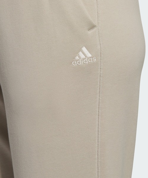 adidas(アディダス)の「エッセンシャルズ プラス スモールロゴ フレンチテリー テーパードパンツ / アディダス adidas(スウェットパンツ・レディース・ブラック/ベージュ/パープル/グリーン・MEDIUM/SMALL/X-LARGE/X-SMALL/XX-LARGE/LARGE)」の10枚目の写真