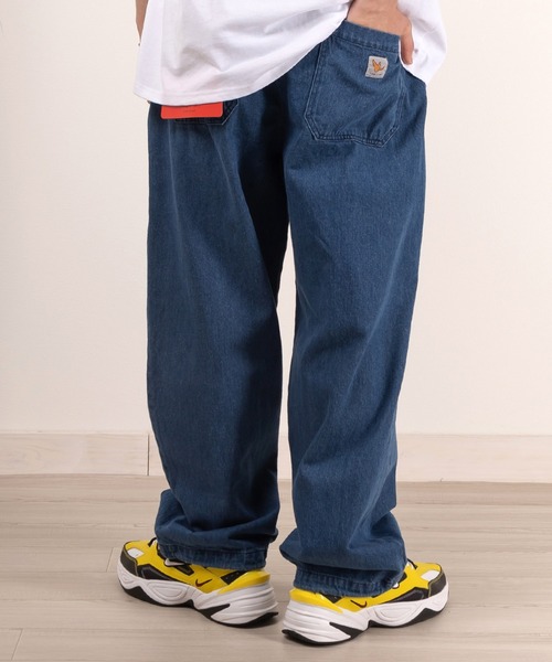 （What it isNt）ART BY MARKGONZALES（ワットイットイズント）の「【(What it isNt) ART BY MARK GONZALES/ワットイットイズント マークゴンザレス】ピスネーム付デニムスケーターパンツ/バギーパンツ/ウエストシャーリング（デニムパンツ・メンズ・ダークインディゴブルー/ブラック/ケミカルウォッシュ/ブラック系その他/ライトインディゴブルー・L/XL/M）」の17枚目の写真