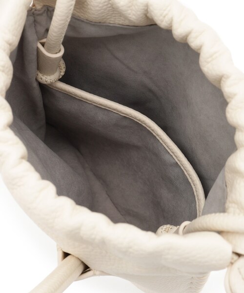 ADD CULUMN（アドカラム）の「◆ADD CULUMN（アドカラム）TURN S ショルダーバッグ（ショルダーバッグ・レディース・ブラック/オフホワイト・00）」の10枚目の写真