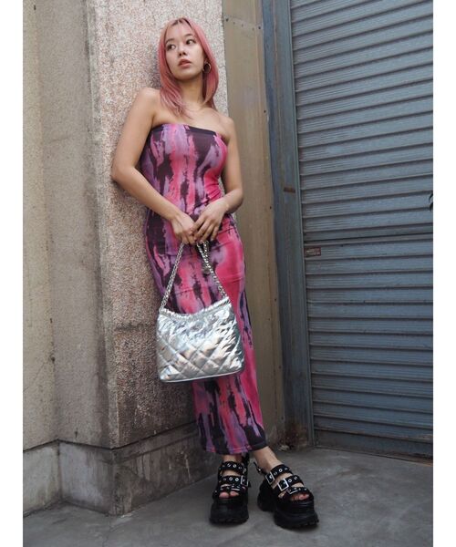 EVRIS（エヴリス）の「キルティングボリュームBAG（ショルダーバッグ・レディース・シルバー/ブラック/ピンク・FREE）」の10枚目の写真