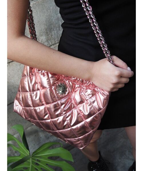 EVRIS（エヴリス）の「キルティングボリュームBAG（ショルダーバッグ・レディース・シルバー/ブラック/ピンク・FREE）」の21枚目の写真