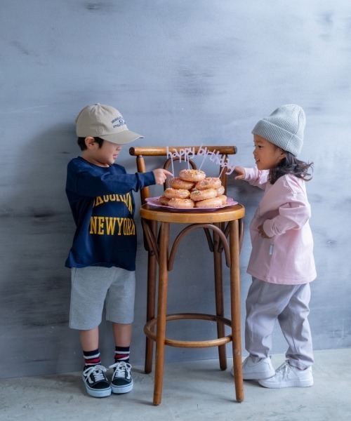 and D. petit main(アンドディープティマイン)の「カットハーフパンツ(スウェットパンツ・キッズ・ベージュ/ブラック/トップグレー・130cm/120cm/110cm/100cm/90cm)」の19枚目の写真