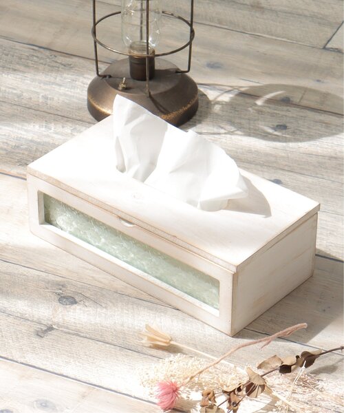 LBC(エルビーシー)の「【ZOZO限定】フローラティッシュケース(収納グッズ・レディース・ホワイト/ブラウン・FREE)」の3枚目の写真