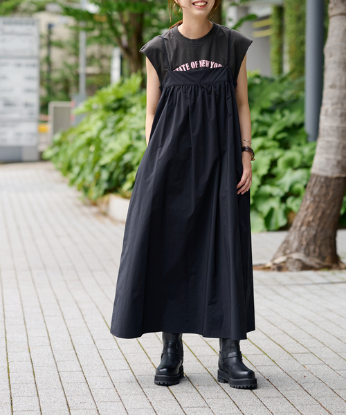 U by SPICK&SPAN(ユーバイスピックアンドスパン)の「ソフトタフタキャミワンピース(ワンピース・レディース・ブラック・FREE)」の2枚目の写真