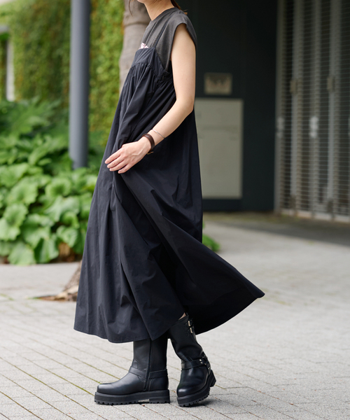 U by SPICK&SPAN(ユーバイスピックアンドスパン)の「ソフトタフタキャミワンピース(ワンピース・レディース・ブラック・FREE)」の3枚目の写真
