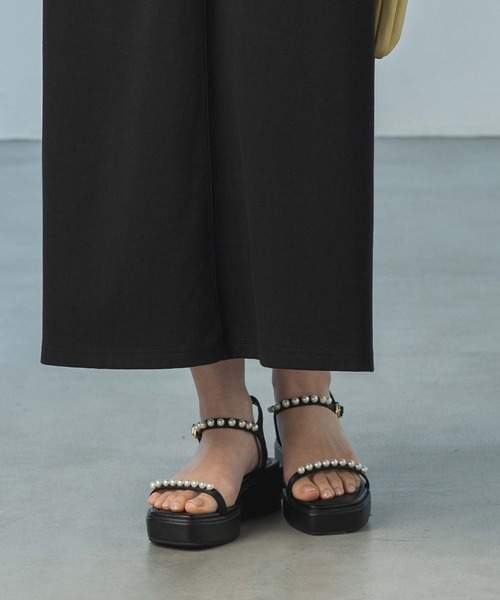 Gready Brilliant（グレディブリリアン）の「スクエアパールサンダル（サンダル・レディース・ブラック・38/37/36）」の19枚目の写真