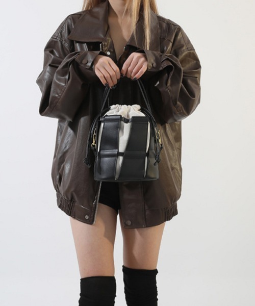 Ritzy(リッツィー)の「2way 巾着バケット ショルダーバッグ ハンドバッグ(ショルダーバッグ・レディース・ブラック/ホワイト/ベージュ/ブラウン・FREE)」の5枚目の写真