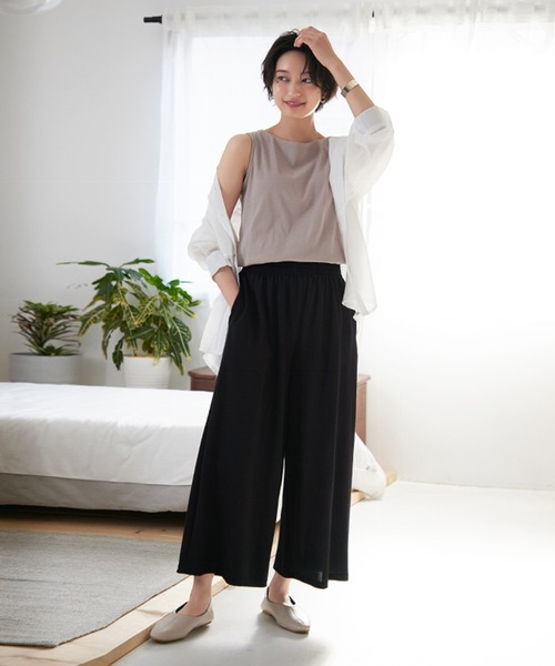 itto...(イット)の「涼しげ接触冷感ギャザーワイドパンツ(チノパンツ・レディース・ブラック/ベージュ/グリーン/ダークグレー・M/L)」の6枚目の写真