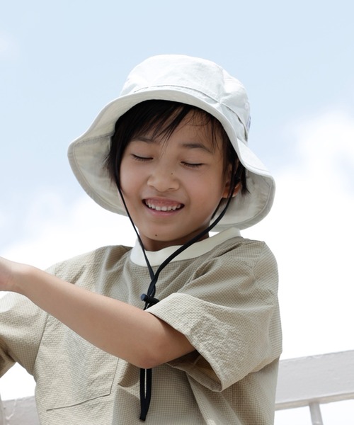 ARCH & LINE(アーチアンドライン)の「《環境配慮素材》UV CUT NYLON HAT 紫外線カット 撥水 接触冷感(キャップ・キッズ・ベージュ/オフホワイト/チャコールグレー/ブルー・54/57/48/60)」の5枚目の写真