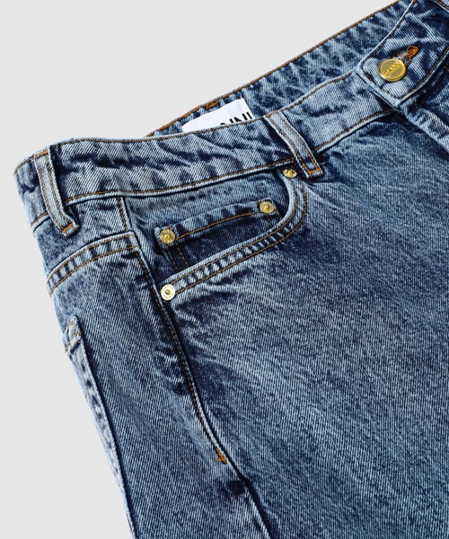 GANNI(ガニー)の「Patch Denim Izey(デニムパンツ・レディース・ブルー・27/26/25)」の4枚目の写真