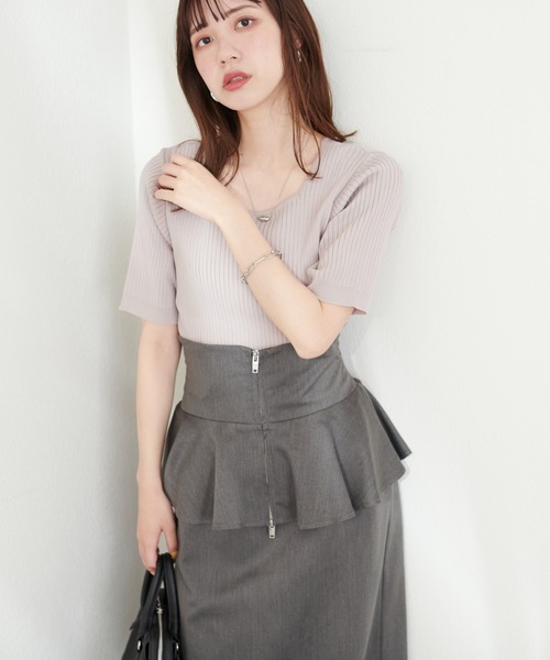 natural couture(ナチュラルクチュール)の「プチプラスクエアワイドリブニット(ニット/セーター・レディース・グレイッシュベージュ/ブラック/サックスブルー/アイボリー/ピンク/グリーン・FREE)」の17枚目の写真
