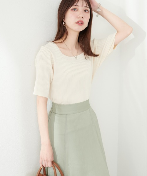 natural couture(ナチュラルクチュール)の「プチプラスクエアワイドリブニット(ニット/セーター・レディース・グレイッシュベージュ/ブラック/サックスブルー/アイボリー/ピンク/グリーン・FREE)」の9枚目の写真