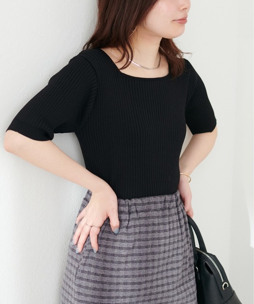 natural couture(ナチュラルクチュール)の「プチプラスクエアワイドリブニット(ニット/セーター・レディース・グレイッシュベージュ/ブラック/サックスブルー/アイボリー/ピンク/グリーン・FREE)」の11枚目の写真
