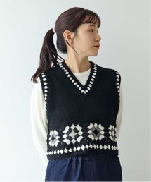 yuni | クロシェ編み　Vネックベスト　1701KN009242(ベスト)