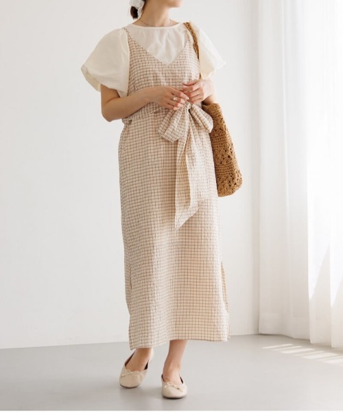flower(フラワー)の「ブリージーチェックワンピース(ワンピース・レディース・ブルー/ベージュ・FREE)」の1枚目の写真