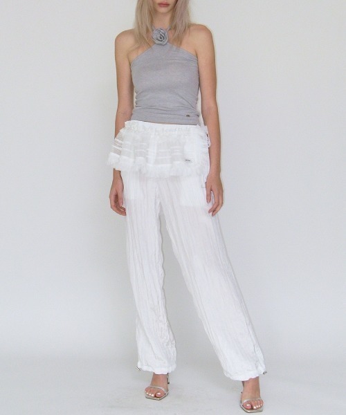 CRANK(クランク)の「韓国ブランド CRANK クランク ROSE HALTER NECK TOP ローズトップス ホルターネックトップス ワンポイントトップス スリムトップス 袖なしトップス 韓国ファッション 韓国ストリート バレエコア(チューブトップ・レディース・グレー/ブラック・ONE SIZE)」の8枚目の写真
