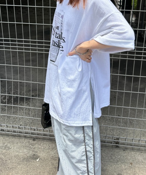 ISOOK(アイスー)の「【ISOOK / アイスー】サイドラインナイロンパンツ / サイドラインパンツ カーゴパンツ ジャージ トラックパンツ ZOZOTOWN限定(その他パンツ・レディース・チャコールグレー/グレー/ホワイト・FREE)」の11枚目の写真