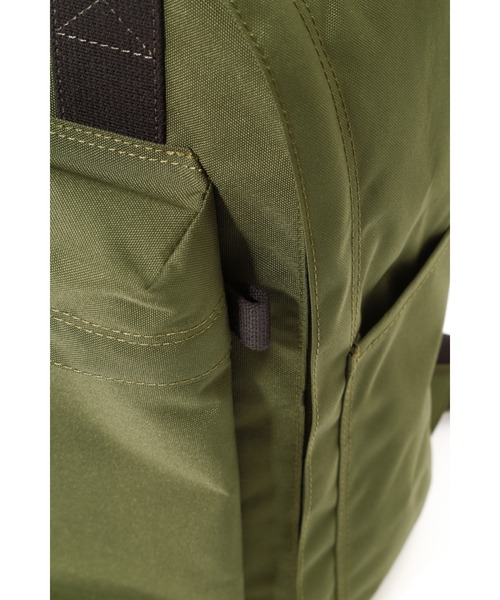 MHL.（エムエイチエル）の「POLYESTER CANVAS（バックパック/リュック・レディース・ブラック/カーキ・FREE）」の9枚目の写真