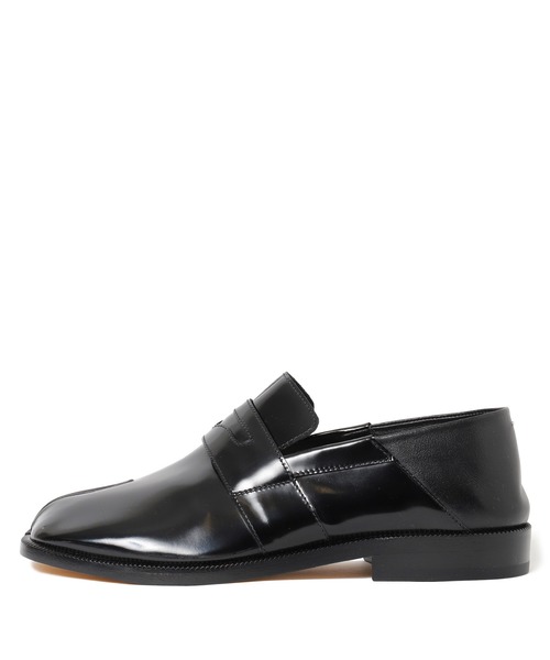 Maison Margiela（メゾンマルジェラ）の「Maison Margiela(メゾンマルジェラ) TABI LOAFER（ローファー・レディース・ブラック・39）」の2枚目の写真