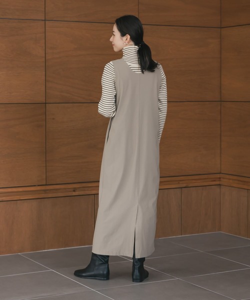 URBAN RESEARCH（アーバンリサーチ）の「2WAYタートルリブニット（ニット/セーター・レディース・ブラウン/ホワイト系その他/グレー系その他・FREE）」の9枚目の写真