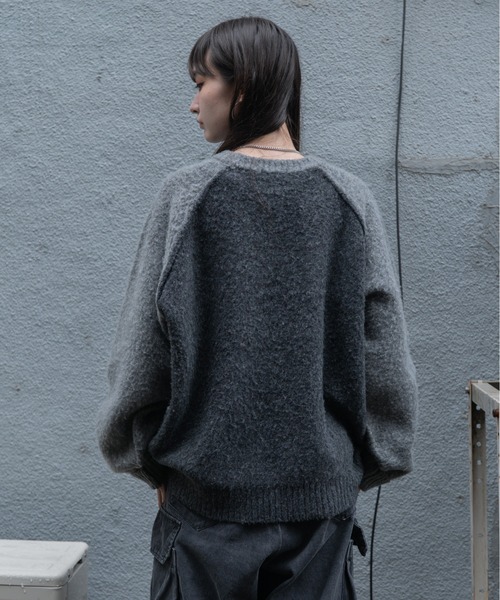 INTER FACTORY（インターファクトリー）の「しの - ラグランスリーブシャギーニット / Raglan Sleeve Shaggy Knit　made in INTER FACTORY（ニット/セーター・メンズ・グレー/チャコールグレー・SMALL/MEDIUM/LARGE）」の17枚目の写真