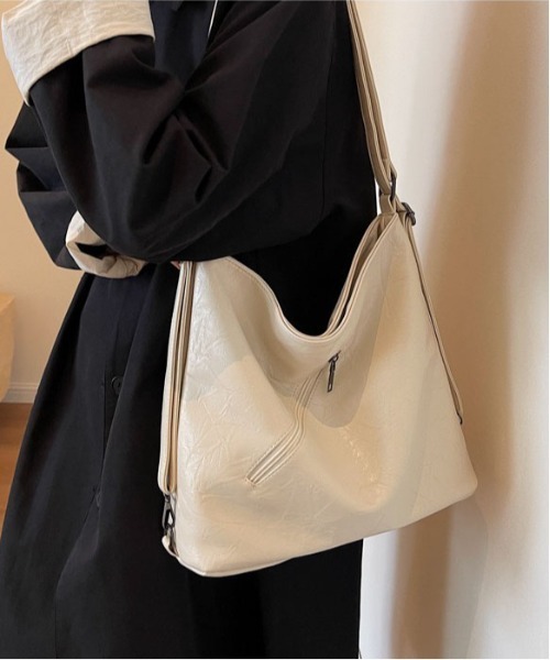 gossip!ロサンゼルス(ゴシップロサンゼルス)の「2WAYワンハンドルミニポケショルダー / トートバッグ/A4収納可能(ショルダーバッグ・レディース・シルバー/ブラック/オフホワイト/ブラウン・FREE)」の2枚目の写真