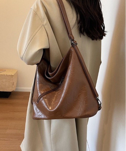 gossip!ロサンゼルス(ゴシップロサンゼルス)の「2WAYワンハンドルミニポケショルダー / トートバッグ/A4収納可能(ショルダーバッグ・レディース・シルバー/ブラック/オフホワイト/ブラウン・FREE)」の5枚目の写真