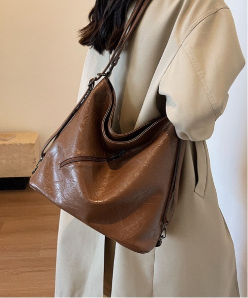 gossip!ロサンゼルス(ゴシップロサンゼルス)の「2WAYワンハンドルミニポケショルダー / トートバッグ/A4収納可能(ショルダーバッグ・レディース・シルバー/ブラック/オフホワイト/ブラウン・FREE)」の6枚目の写真