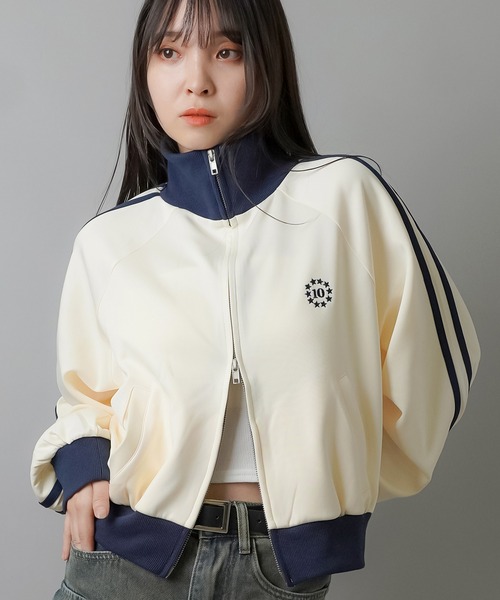 SPINNS(スピンズ)の「ワンポイント刺繍 Wジップジャージトップス(ジャージ・レディース・レッド系その他/ブルー系その他/ブラウン系その他/ブラック×ホワイト/ホワイト系その他/グレー系その他・ONESIZE)」の11枚目の写真