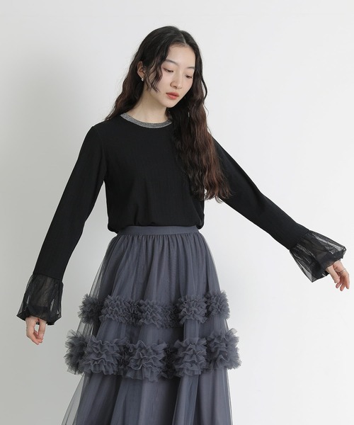 somari imagination（ソマリ イマジネーション）の「『袖口チュールリブカットソー』（Tシャツ/カットソー・レディース・アイボリー/ブラック・2/1）」の2枚目の写真