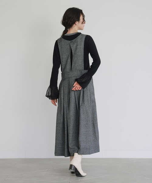 somari imagination（ソマリ イマジネーション）の「『袖口チュールリブカットソー』（Tシャツ/カットソー・レディース・アイボリー/ブラック・2/1）」の15枚目の写真