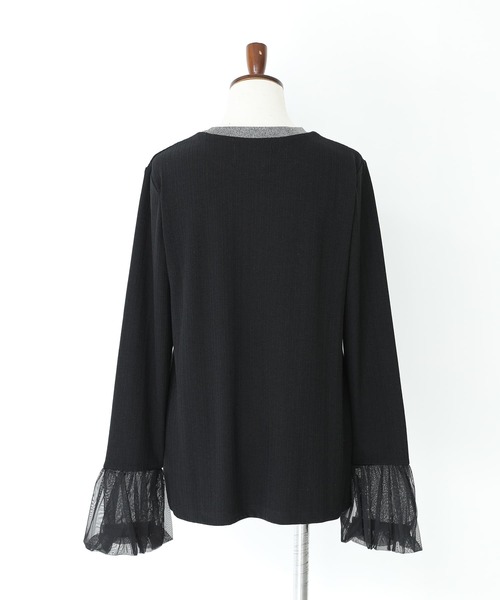 somari imagination（ソマリ イマジネーション）の「『袖口チュールリブカットソー』（Tシャツ/カットソー・レディース・アイボリー/ブラック・2/1）」の6枚目の写真