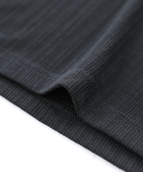 somari imagination（ソマリ イマジネーション）の「『袖口チュールリブカットソー』（Tシャツ/カットソー・レディース・アイボリー/ブラック・2/1）」の5枚目の写真