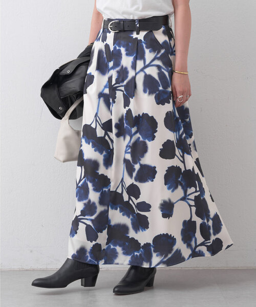 HERITANOVUM（ヘリテノーム）の「【HERITANOVUM】プリントスカート（スカート・レディース・ホワイト・FREE）」の2枚目の写真