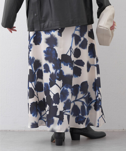 HERITANOVUM（ヘリテノーム）の「【HERITANOVUM】プリントスカート（スカート・レディース・ホワイト・FREE）」の4枚目の写真