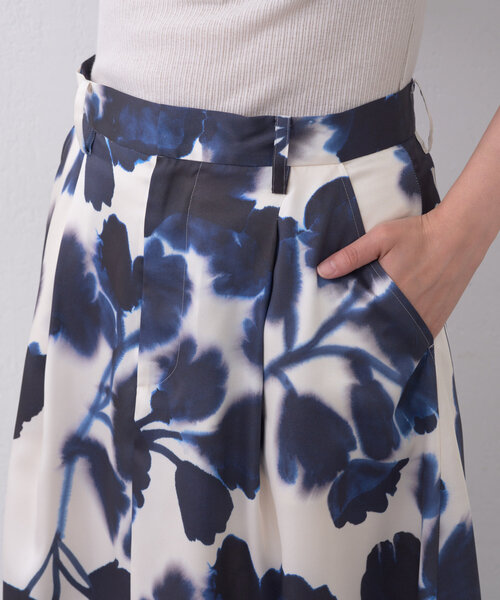 HERITANOVUM（ヘリテノーム）の「【HERITANOVUM】プリントスカート（スカート・レディース・ホワイト・FREE）」の14枚目の写真