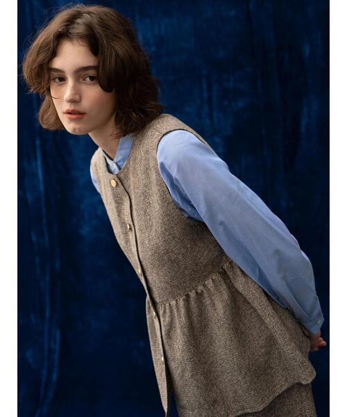 Te chichi TERRASSE（テチチテラス）の「【セットアップ可】ツイードメタルボタンペプラムベスト（ベスト・レディース・ブラウン/グレー/ブラック・F）」の7枚目の写真