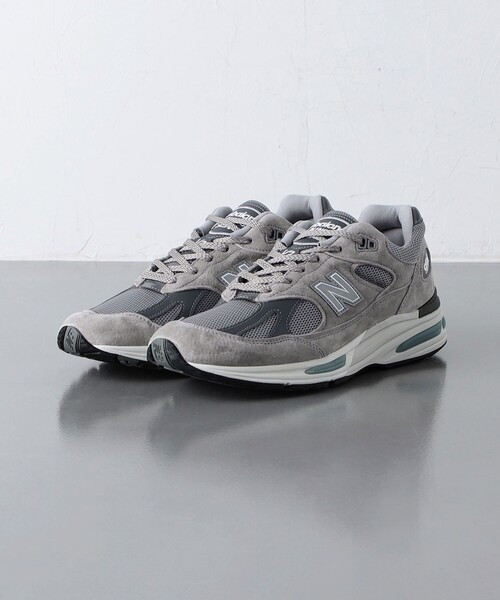 NEW BALANCE（ニューバランス）の「＜New Balance＞ U991GL2/スニーカー（スニーカー・メンズ・グレー・27cm/29cm/26.5cm/27.5cm/28.5cm/26cm/28cm/25.5cm）」の2枚目の写真