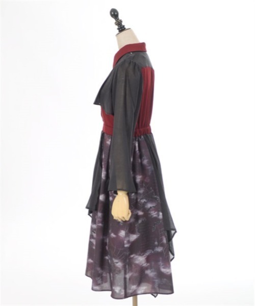 axes femme POETIQUE(アクシーズファムポエティック)の「ダークロマンスバイカラーワンピース(ワンピース・レディース・ワイン/ブルー/ブラック・MEDIUM)」の14枚目の写真