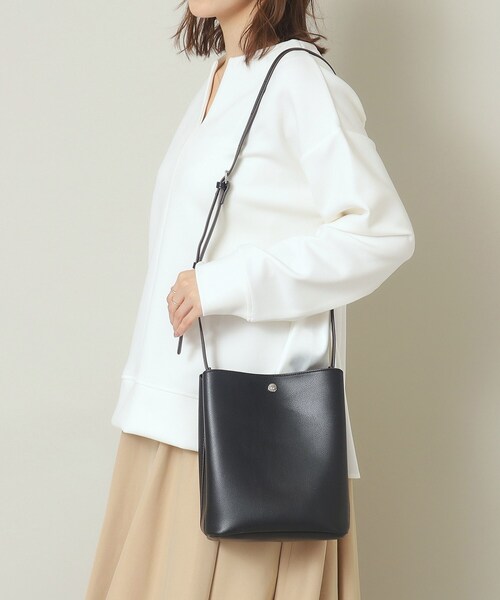 ITS'DEMO（イッツデモ）の「◆【三層構造】かるいかばんミニショルダー（ショルダーバッグ・レディース・ベージュ/ワインレッド/ライトグレー/ブラック/パープル・00）」の2枚目の写真