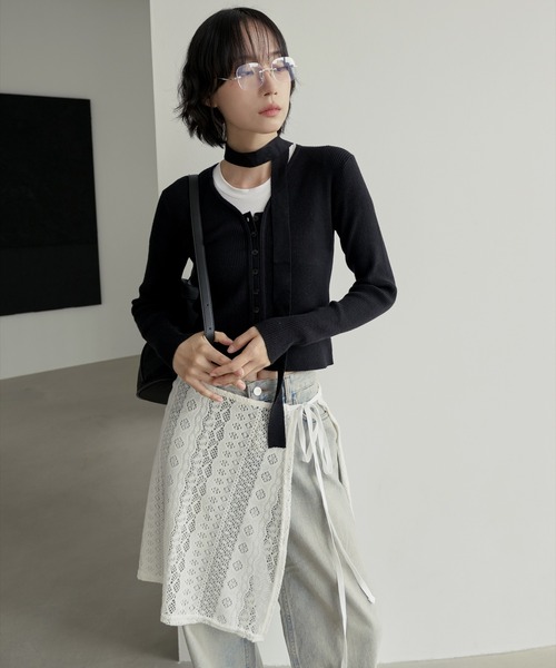 UNE MANSION(ユヌマンション)の「サイドスリットストリングリボン起毛ニットレースラップスカート(スカート・レディース・ブラック/アイボリー・FREE)」の10枚目の写真