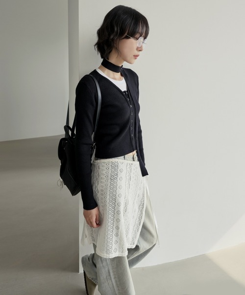 UNE MANSION(ユヌマンション)の「サイドスリットストリングリボン起毛ニットレースラップスカート(スカート・レディース・ブラック/アイボリー・FREE)」の11枚目の写真