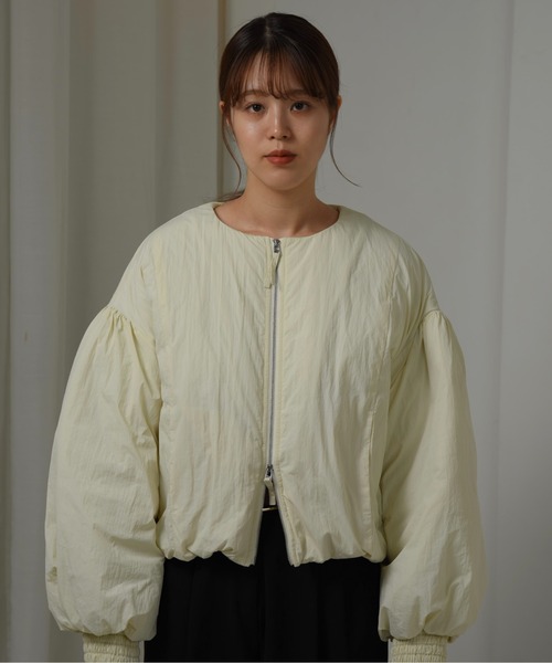 Amiur(エミレ)の「marshmallow volume outer / マシュマロボリュームアウター(その他アウター・レディース・アイボリー/ブラック/ベージュ・FREE)」の5枚目の写真