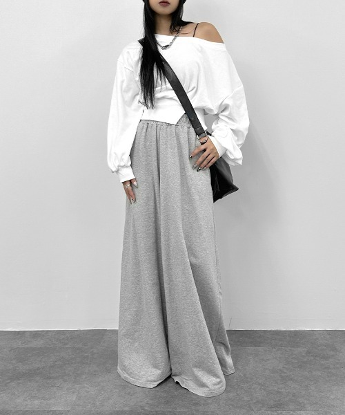 LVEU.（ラブユ.）の「【LVEU.】ベルトデザインビッグショルダーバッグ / バッグ BAG 鞄 かばん ショルダー 斜め掛け 大きめ A4 通学 ブラック（ショルダーバッグ・レディース・ブラック・FREE）」の7枚目の写真